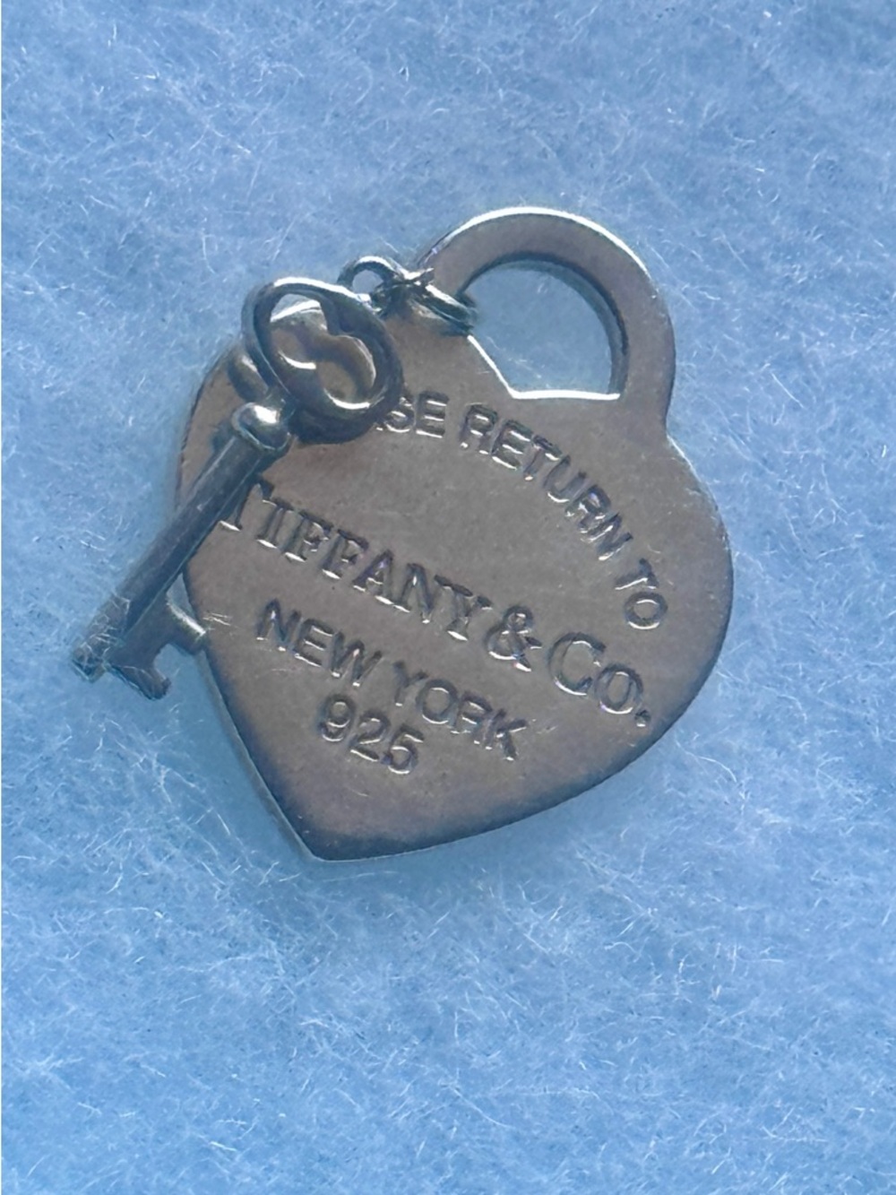 NWT - Tiffany & Co. “Return to Tiffany” Heart Tag w/Key Sterling Silver (Medium) - Picture 2 of 4
